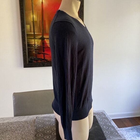 Banana Republic Medium Luxury Blend V Neck Navy Long Sleeve - Picture 3 of 5